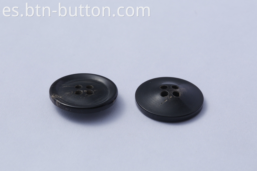 Natural horn buttons for high-end suits